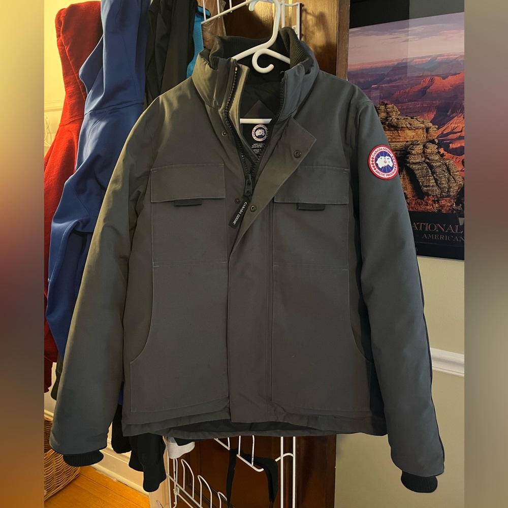 Men’s Canada Goose Jacket